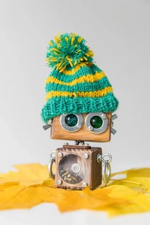 Бизикубик 'Робот Стьюи в шапочке', деревянный, SmartCube 2