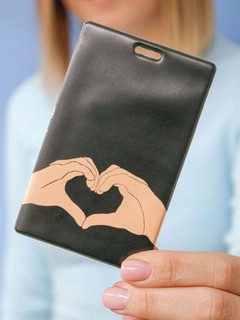 Держатель для карт Heart in my hand 3