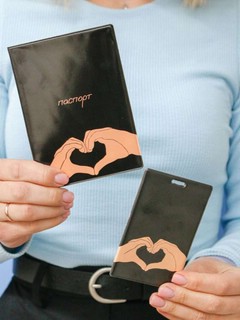 Держатель для карт Heart in my hand 6