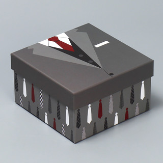 Коробка квадратная 'Костюм' №3, 14х14х8 см