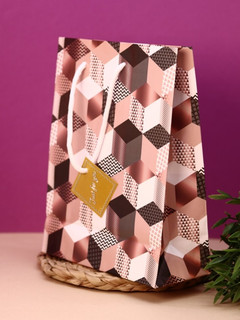 Пакет подарочный «Абстракция», 18х23х10 см, в ассортименте. Цена за 1 шт. 5