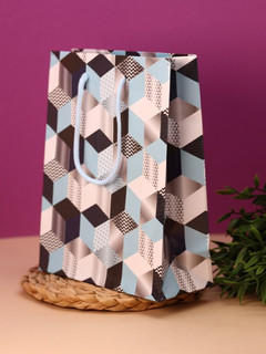 Пакет подарочный «Абстракция», 18х23х10 см, в ассортименте. Цена за 1 шт. 9