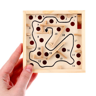 Головоломка «Лабиринт», 20 отверстий, шарик в комплекте 4