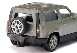 Внедорожник Siku Land Rover Defender 90 P400 AWD 2