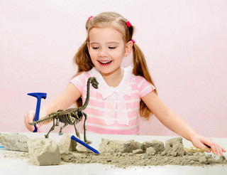 Раскопки ископаемых животных: Брахиозавр. Набор для экспериментов, KONIK Science 9