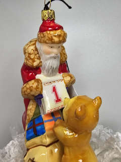 Елочная игрушка 'Дед Мороз и мишка с календарем', стекло, Komozja 6