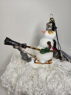 Елочная игрушка 'Снеговик с зайцем и ёжиком', стекло, Komozja 4