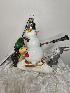 Елочная игрушка 'Снеговик с зайцем и ёжиком', стекло, Komozja 2