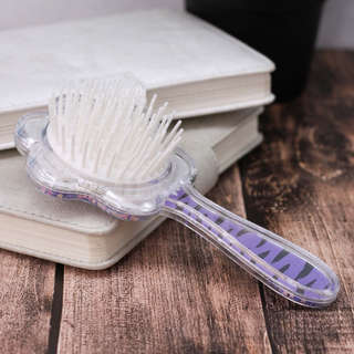 Расческа 'Большая кошачья лапа' белая 2