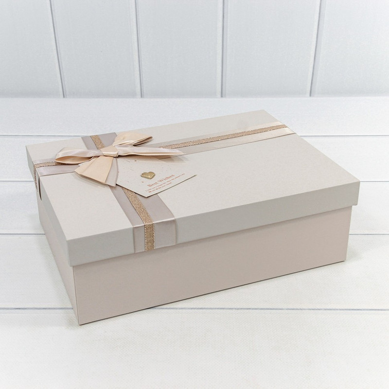 Коробка прямоугольная с двойным бантом и сердечком, 26х19х8 см, пудровый