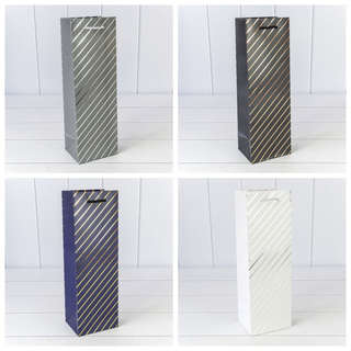 Пакет подарочный с тиснением 'Полосы' 12х10х35 см, ассорти. Ц...