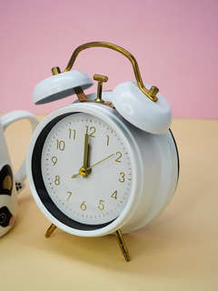 Часы-будильник «Aesthetic», белый 3