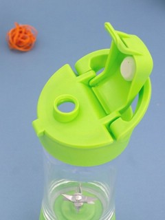 Блендер портативный USB 'Juicy' 24х8 см, зеленый 5