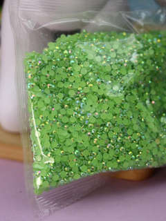 Алмазная мозаика на фигурке Draw Me! «Green bear» 6