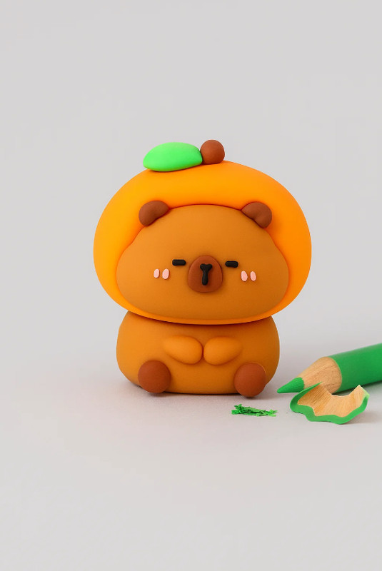 Точилка для карандашей 'A capybara in a hat'