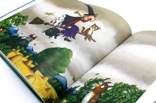 Верхом на помеле: Стихи 5