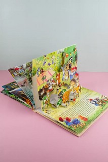 Сказка про гномов, книга-панорамка. Рисунки Т. Вульфа 10