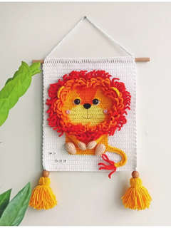 Вязанные панно и игрушки крючком 10