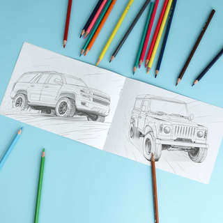 Книжка-раскраска 'Внедорожники', серия Крутые гонки 4