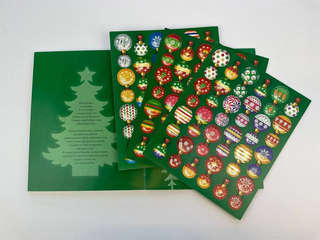 Большой подарок от Деда Мороза: Интерактивная книга с окошками 11