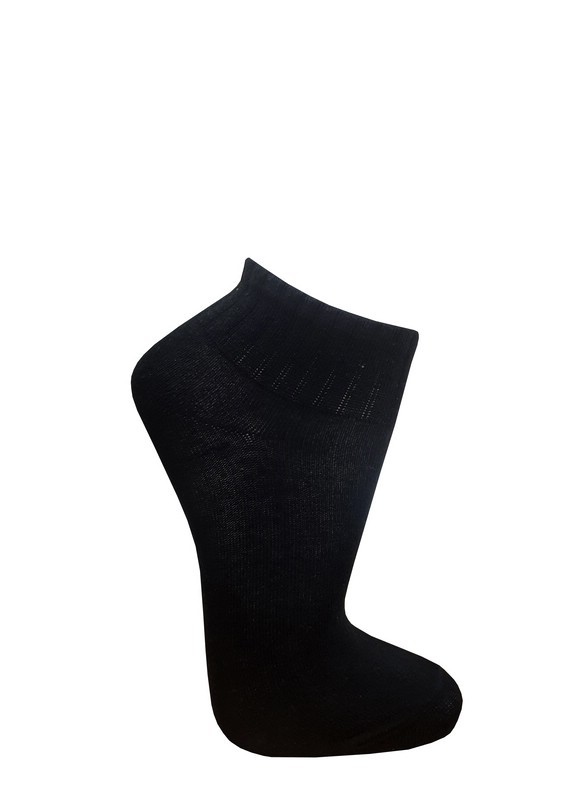 Носки женские демисезонные укороченные однотонные в спортивном стиле.