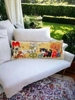 Наволочка-валик 'Азбука, котята' 32х85 см, гобелен, Le Gobelin 2