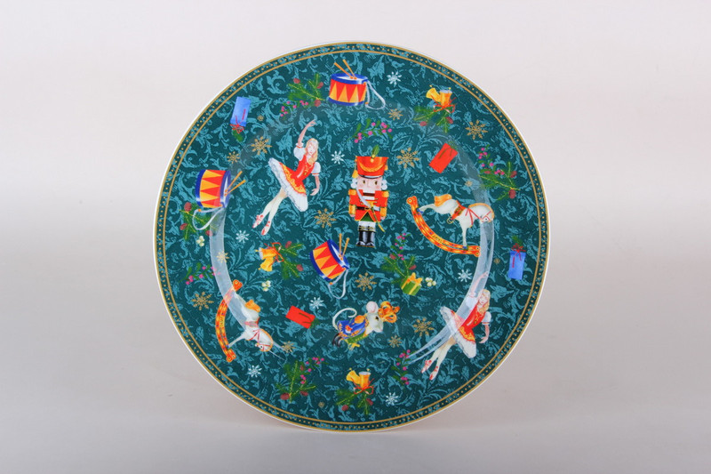 Тарелка обеденная 'Щелкунчик и мышиный король' 24 см