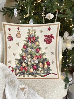 Наволочка декоративная 'Новогодний пир' 45х45 см, гобелен, золото, Le Gobelin 4