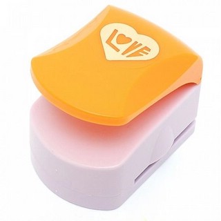 Дырокол фигурный Mr.Painter "Love" 3.2 см, арт.CPB/E-32