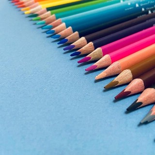 Карандаши цветные 'HappyColor' 12 цветов, трехгранные, ассорти. Цена за 1 коробку 6