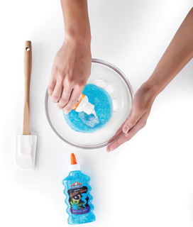 Клей-глиттер Elmer's Glitter glue 177 мл, голубой 4