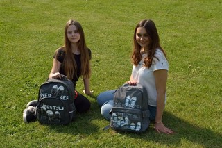 Рюкзак с эргономичной спинкой 'Кеды' серый 5