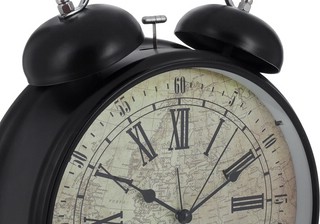 Часы-будильник Гигант, Класс 3