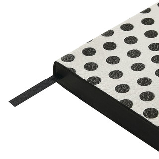 Ежедневник А6 'Black&White. Горошек' 128 листов, недатированный 4