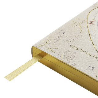 Ежедневник А6 'Котики приносят счастье' 128 листов, недатированный 4