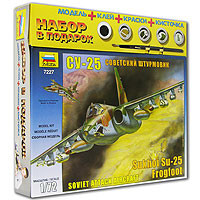 Советский штурмовик 'Су-25'. Сборная коллекционная модель Звезда