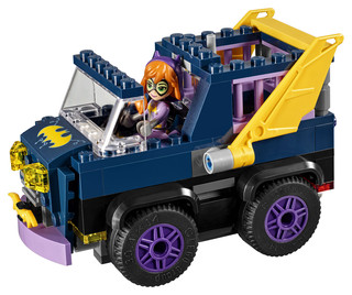 LEGO Секретный бункер Бэтгерл 8