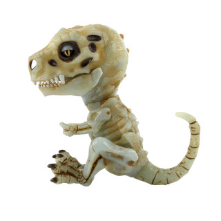 Fingerlings. Интерактивная игрушка Скелетон 'Дуум' 4