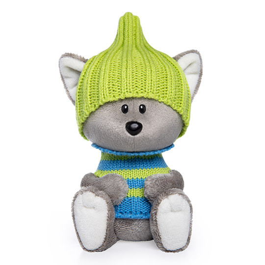 Волчонок Вока в шапочке и свитере. Размер 15 см