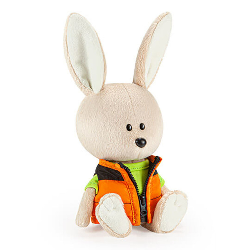 Заяц Антоша в зелёной футболке и безрукавке 15 см