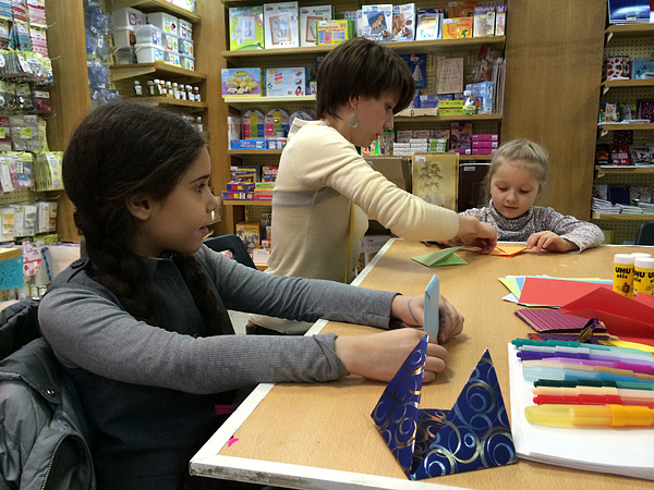 Мастер-класс по оригами в магазине Белый Кролик