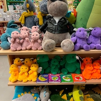 Витрины магазина Белый Кролик на Полежаевской