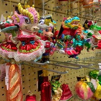 Витрины магазина Белый Кролик на Полежаевской