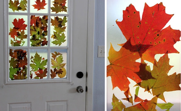 Витражи из осенних листьев на двери